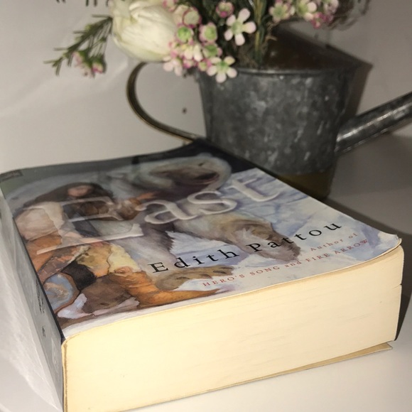 East by Edith Pattou | Book - Picture 2 of 4